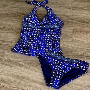 La Blanca Two-Piece Swimsuit NEW . Size 6